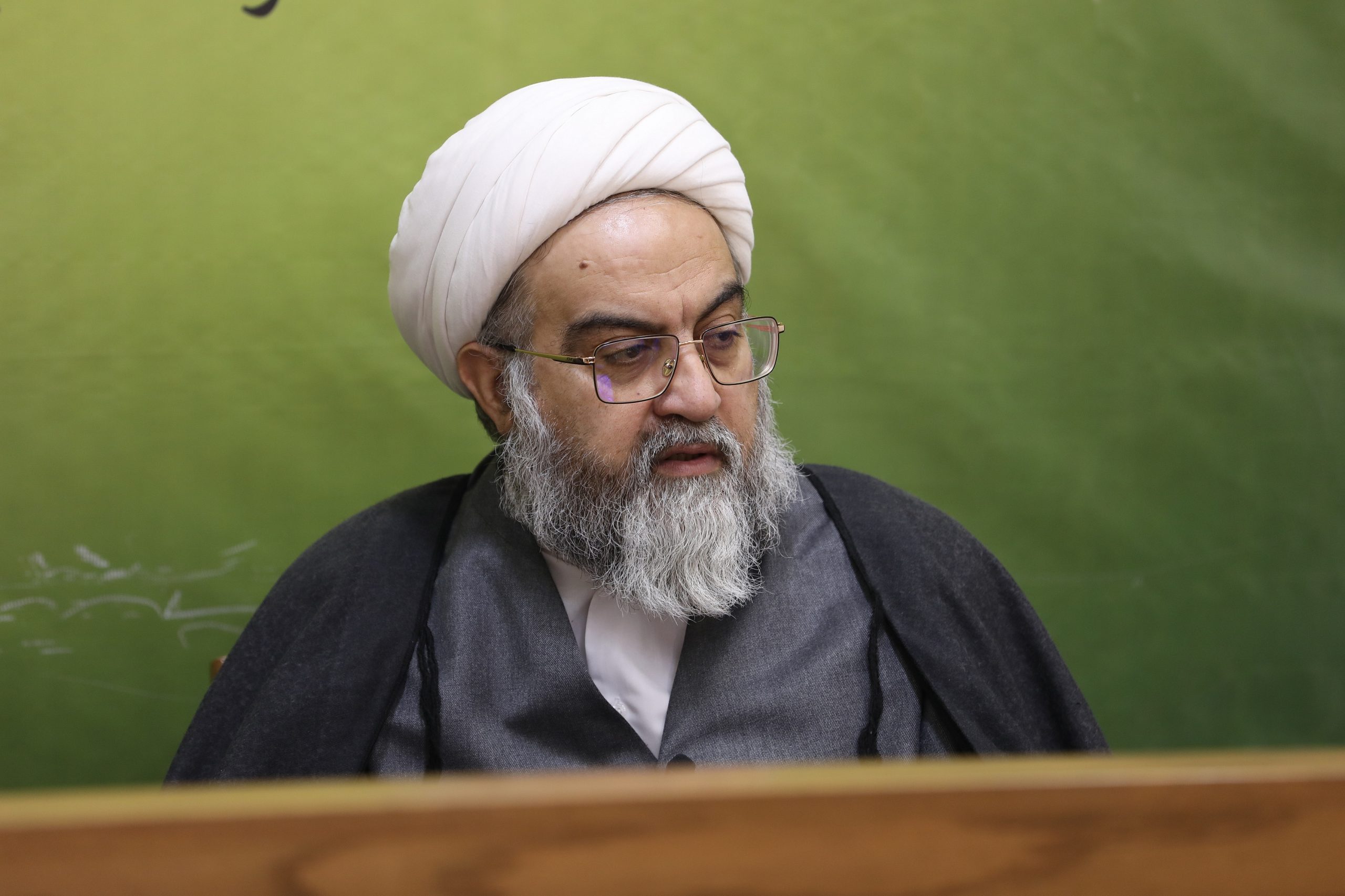 تبیین چالش‌ها و فرصت‌های بازآفرینی پیام امامت در ماه رمضان